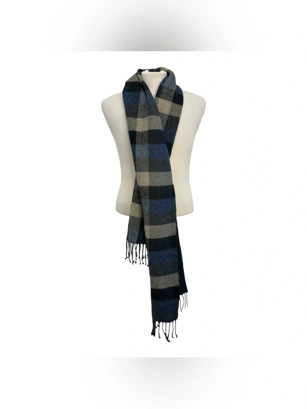 NWT Abercrombie & Fitch A&F Men's Blue Grey Plaid Soft & Comfy Woven Scarf
